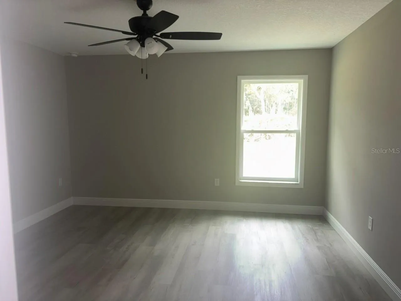 651 W BANCROFT DR, photo 17