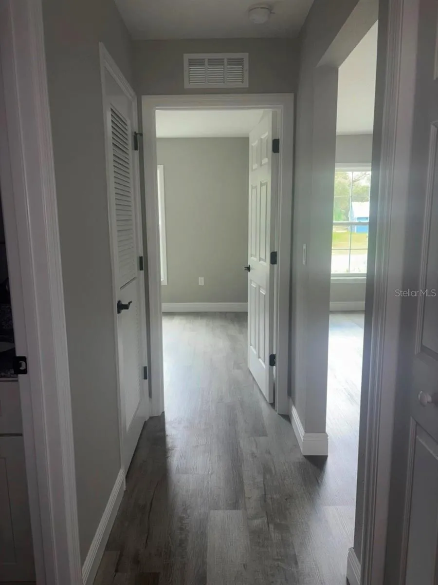 651 W BANCROFT DR, photo 23