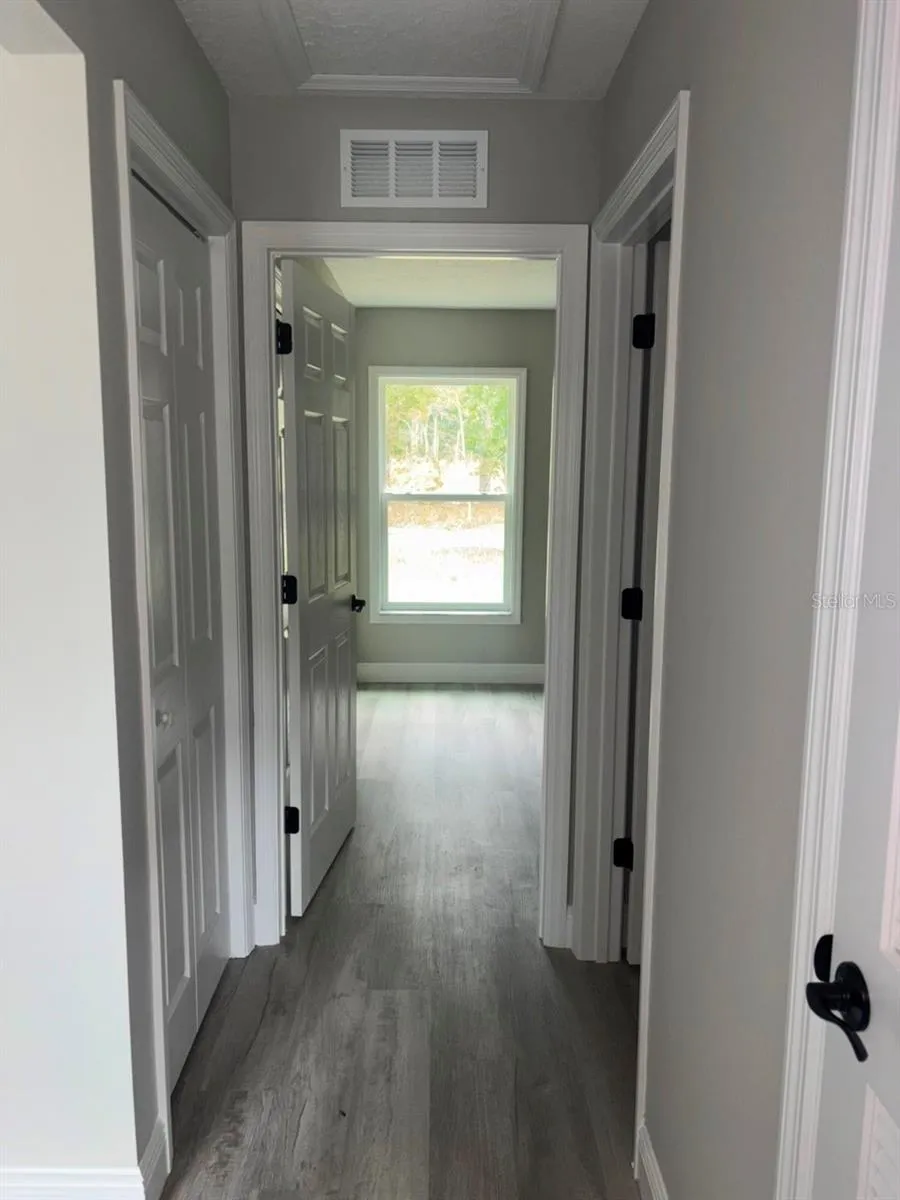 651 W BANCROFT DR, photo 24