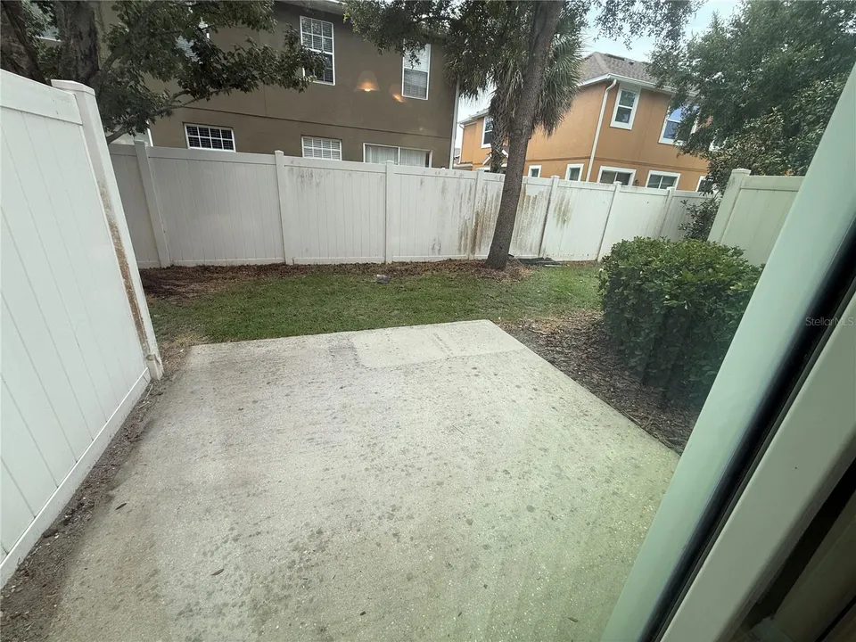 9460 STRONGBARK LN, photo 6