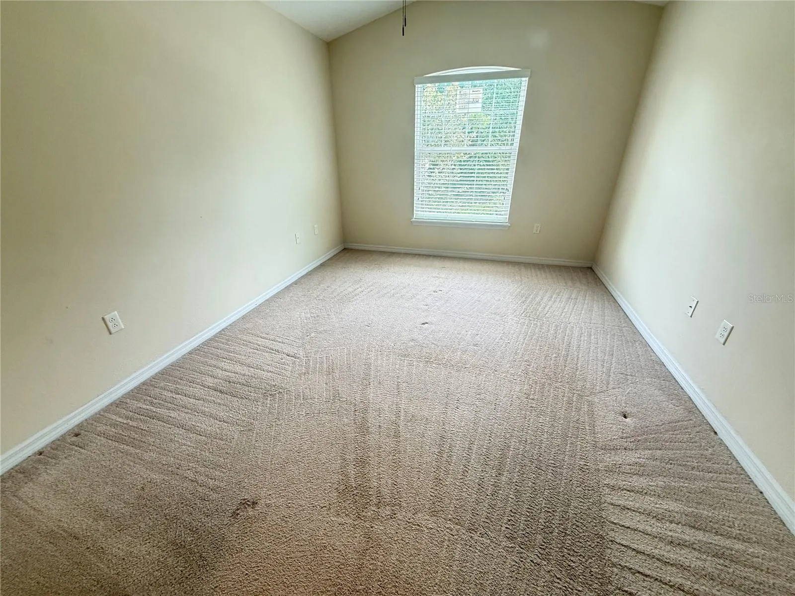 9460 STRONGBARK LN, photo 7