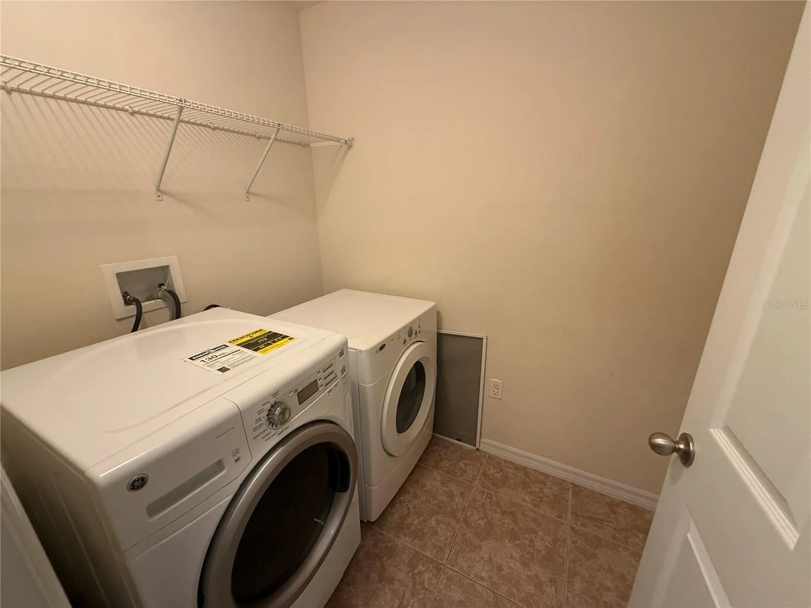 9460 STRONGBARK LN, photo 11