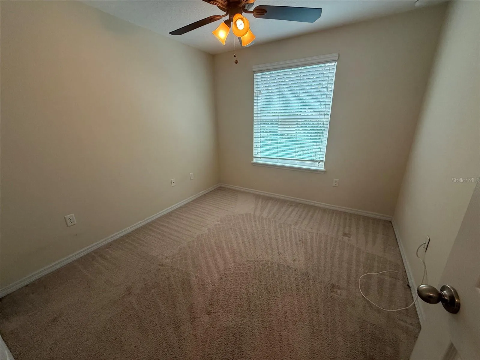 9460 STRONGBARK LN, photo 12