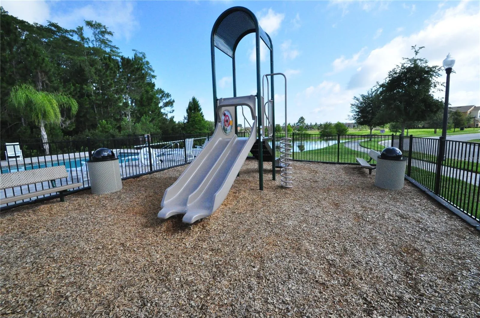 9460 STRONGBARK LN, photo 15