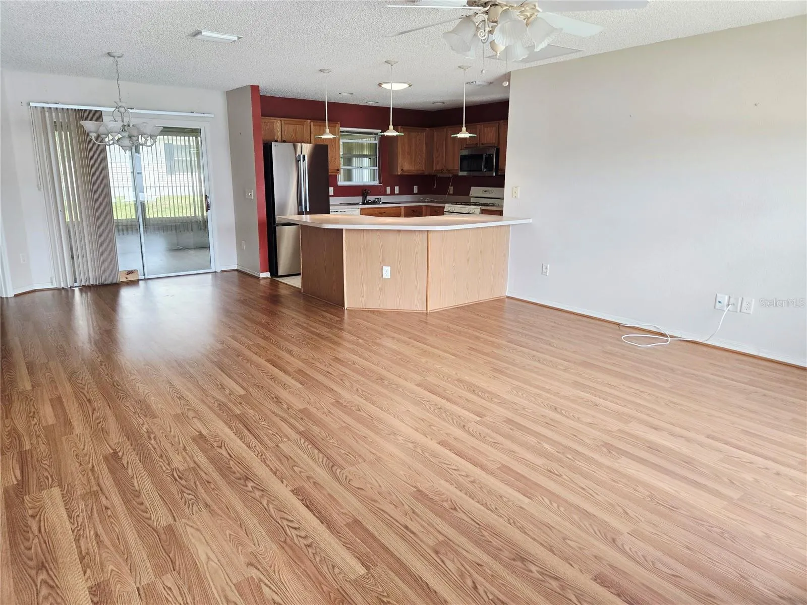 9533 SE 168TH MAPLESONG LN, photo 2