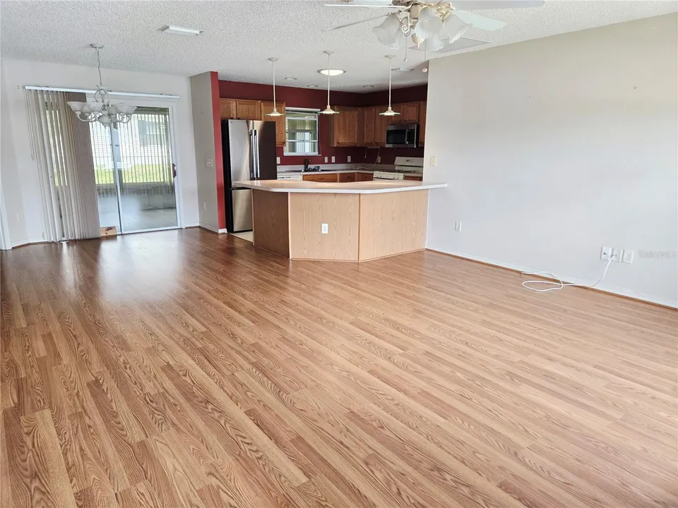 9533 SE 168TH MAPLESONG LN, photo 2