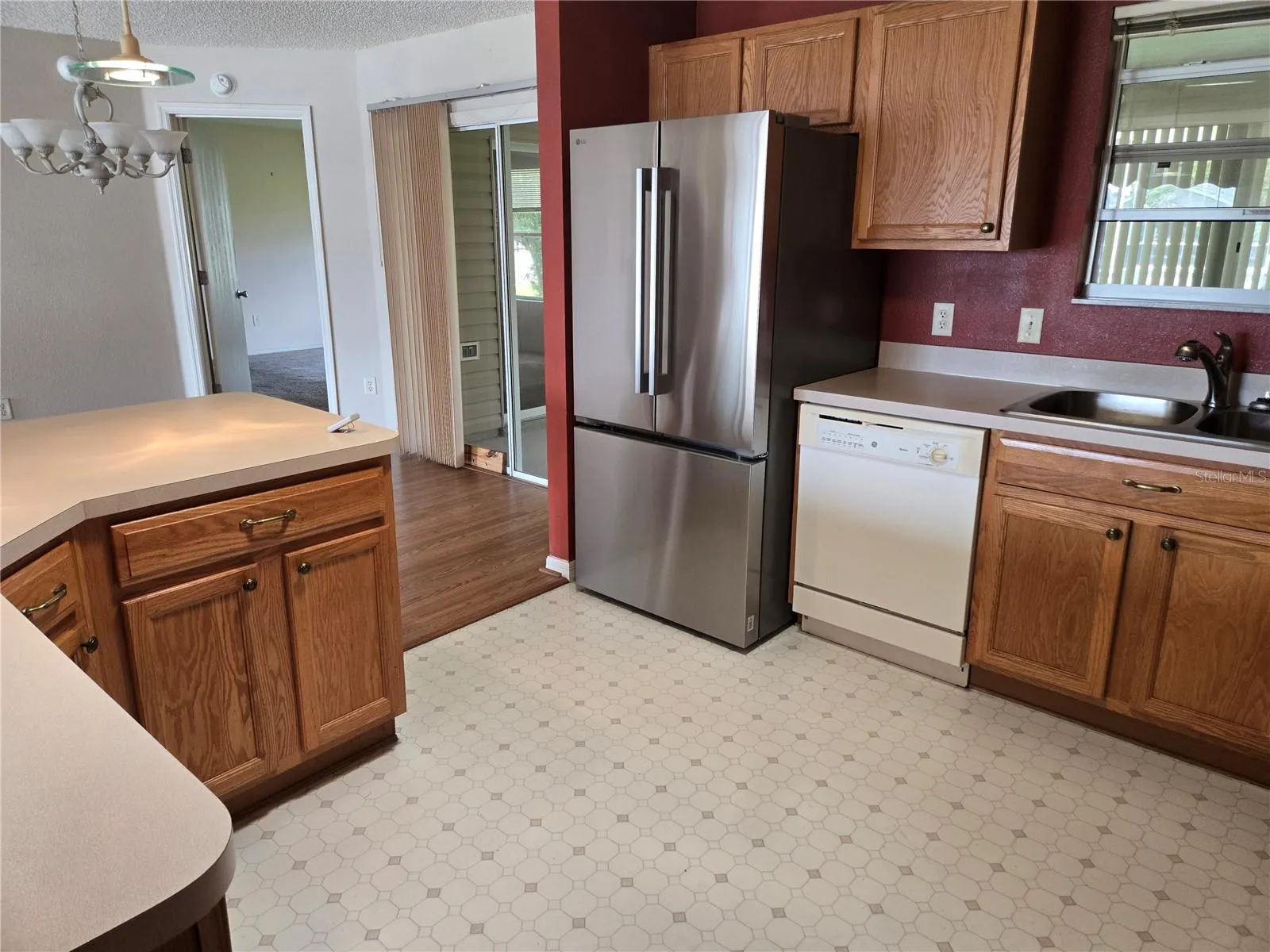 9533 SE 168TH MAPLESONG LN, photo 3