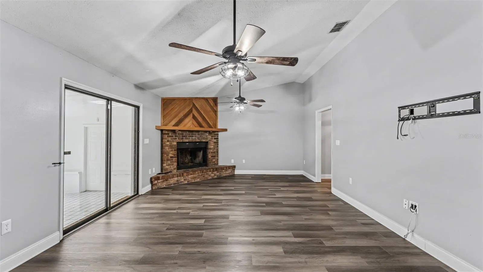 5195 OAKWOOD TRL, photo 5