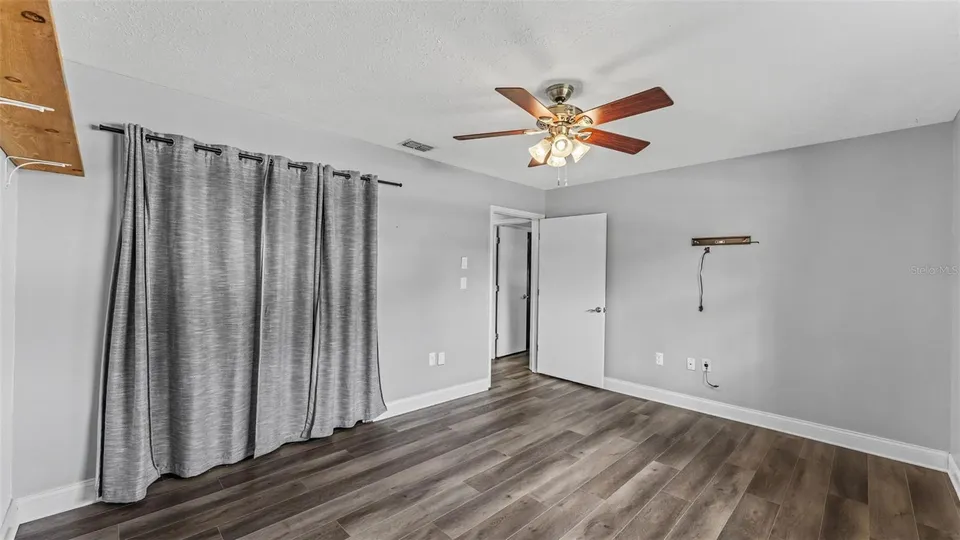 5195 OAKWOOD TRL, photo 15