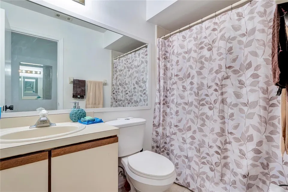 112 LAKEPOINTE CIR, photo 14