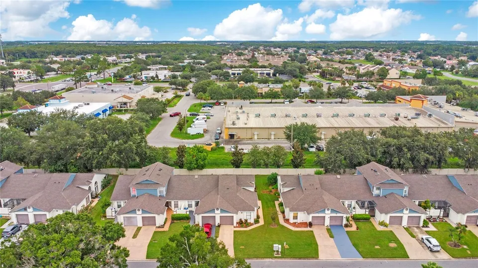 112 LAKEPOINTE CIR, photo 25