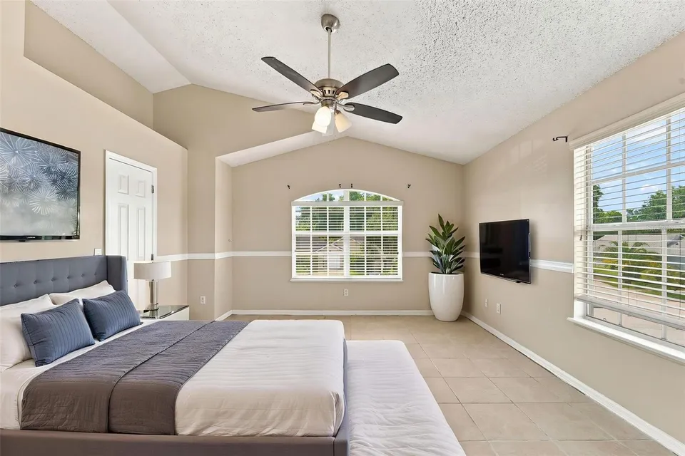 2411 PARSONS POND CIR, photo 11