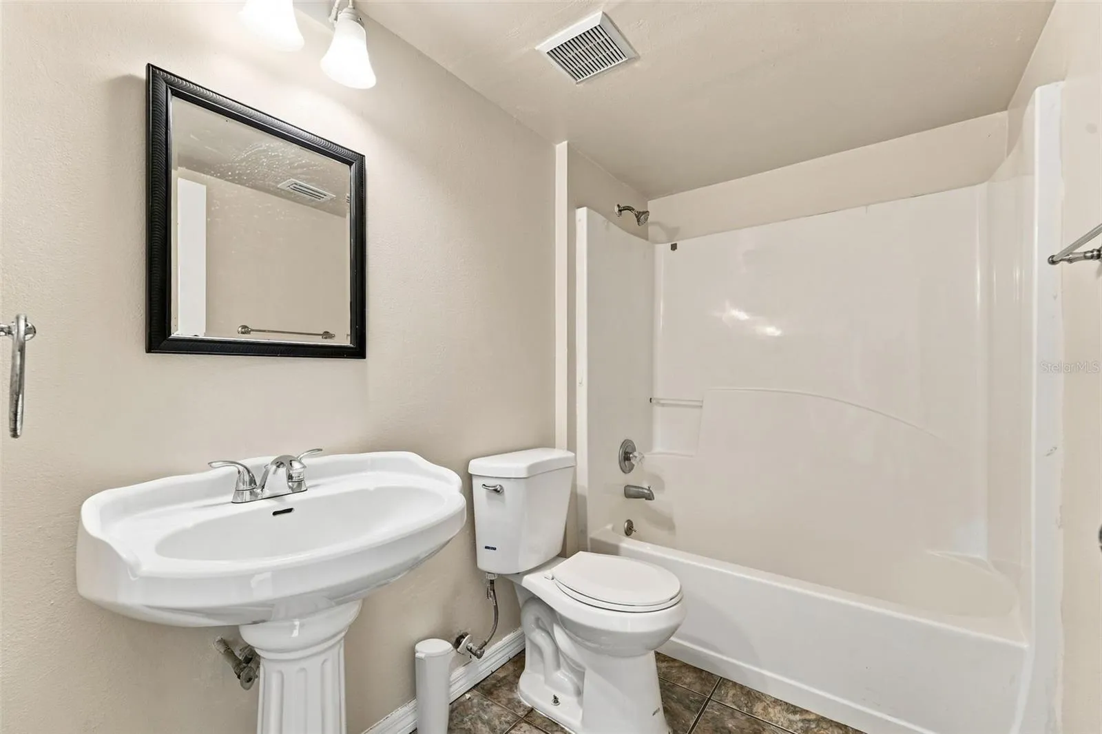 2411 PARSONS POND CIR, photo 23