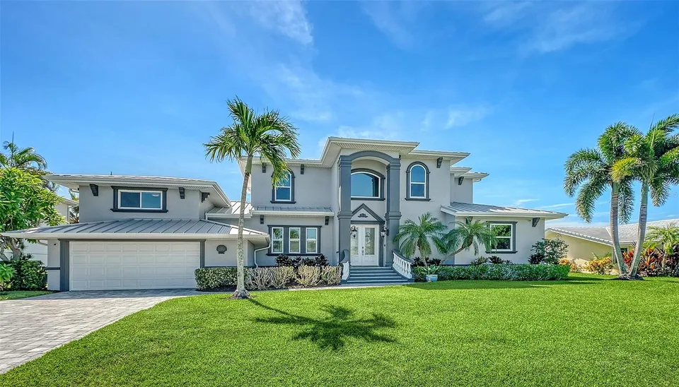 560 CHIPPING LN, photo 2