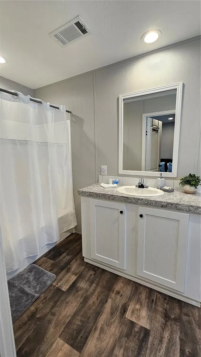 1831 RUBY ST, photo 24