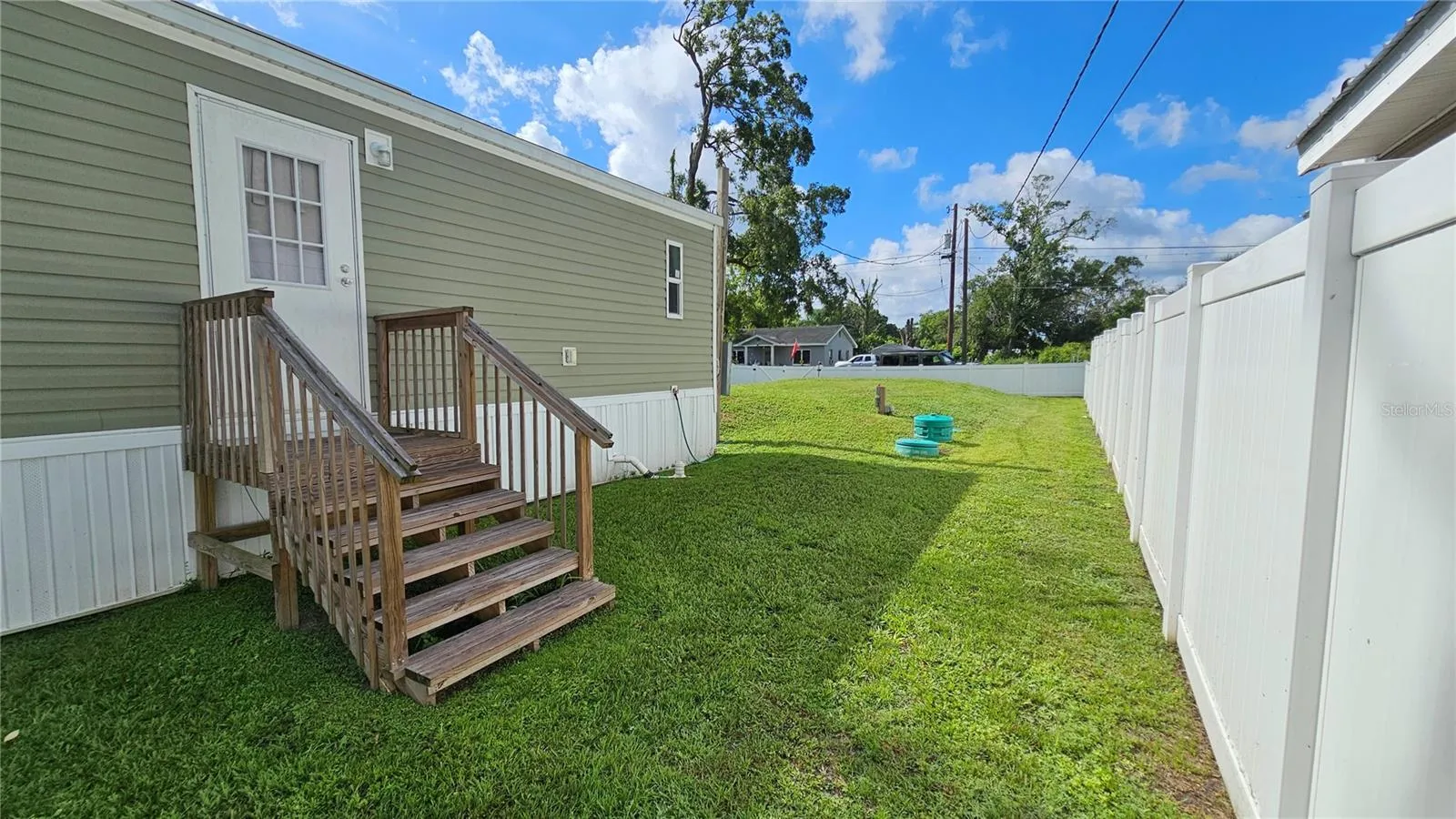 1831 RUBY ST, photo 30