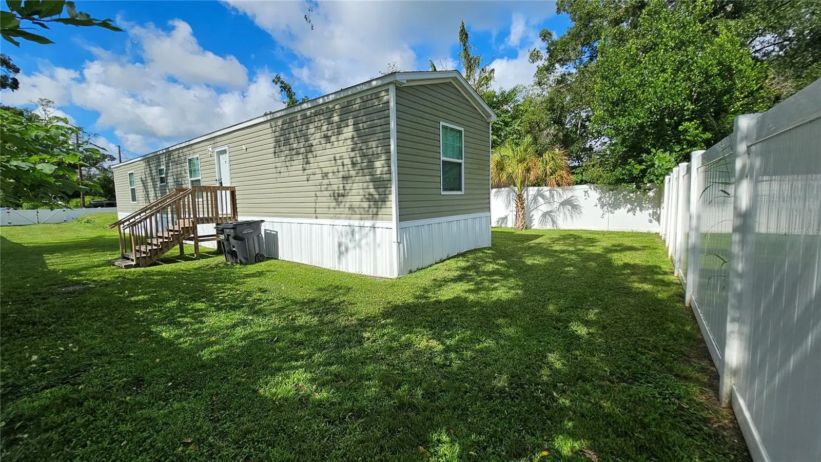 1831 RUBY ST, photo 32