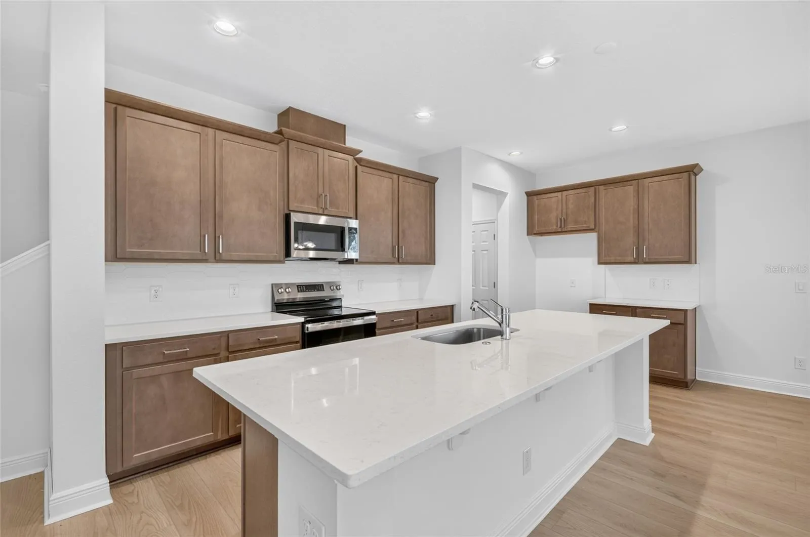 7501 CATANIA LOOP, photo 9