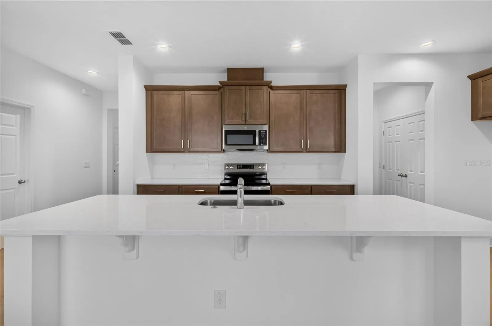 7501 CATANIA LOOP, photo 10