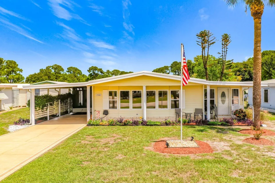 1561 APACHE CIR, photo 1