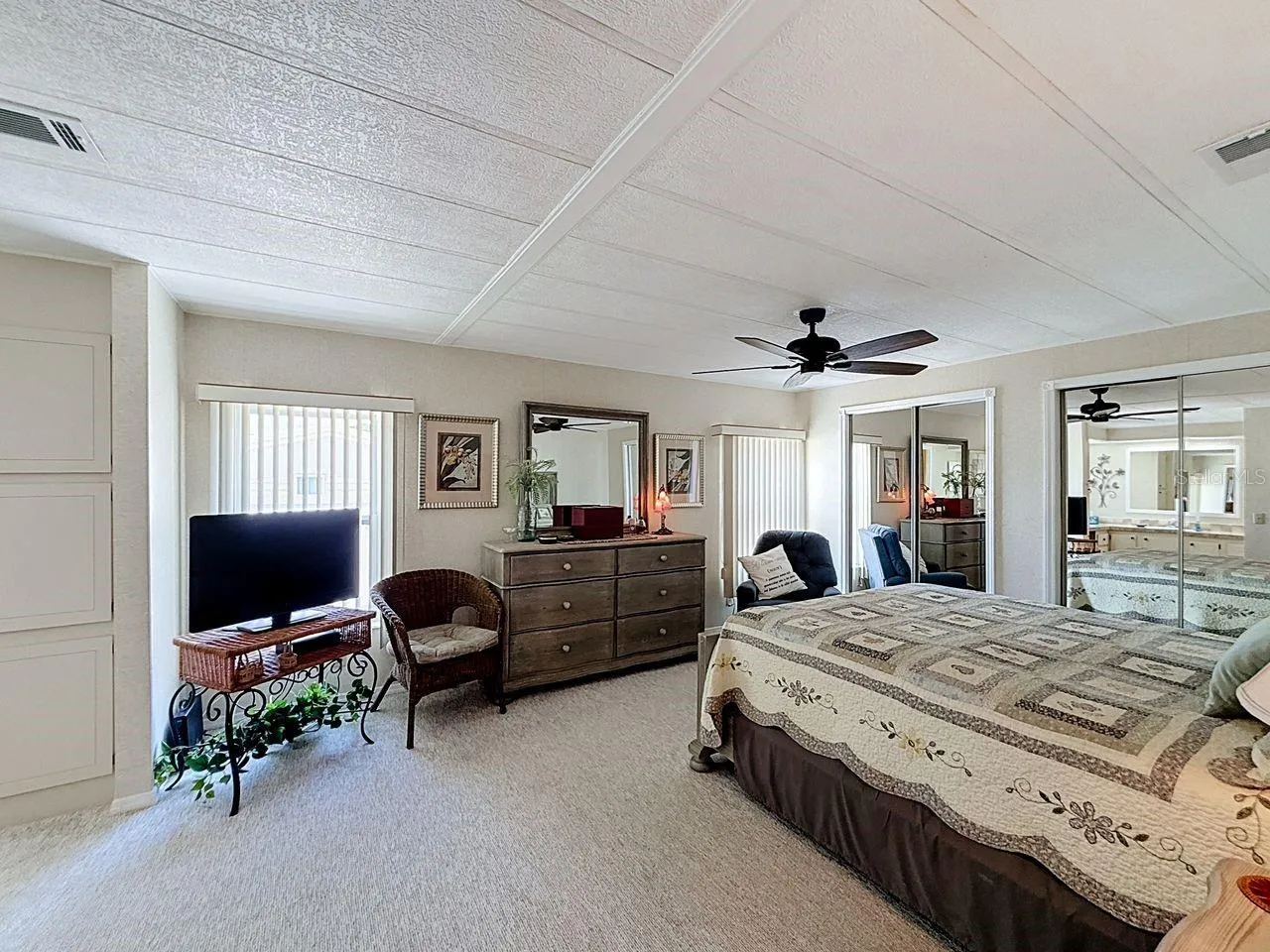 1561 APACHE CIR, photo 21
