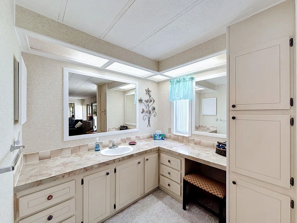 1561 APACHE CIR, photo 23