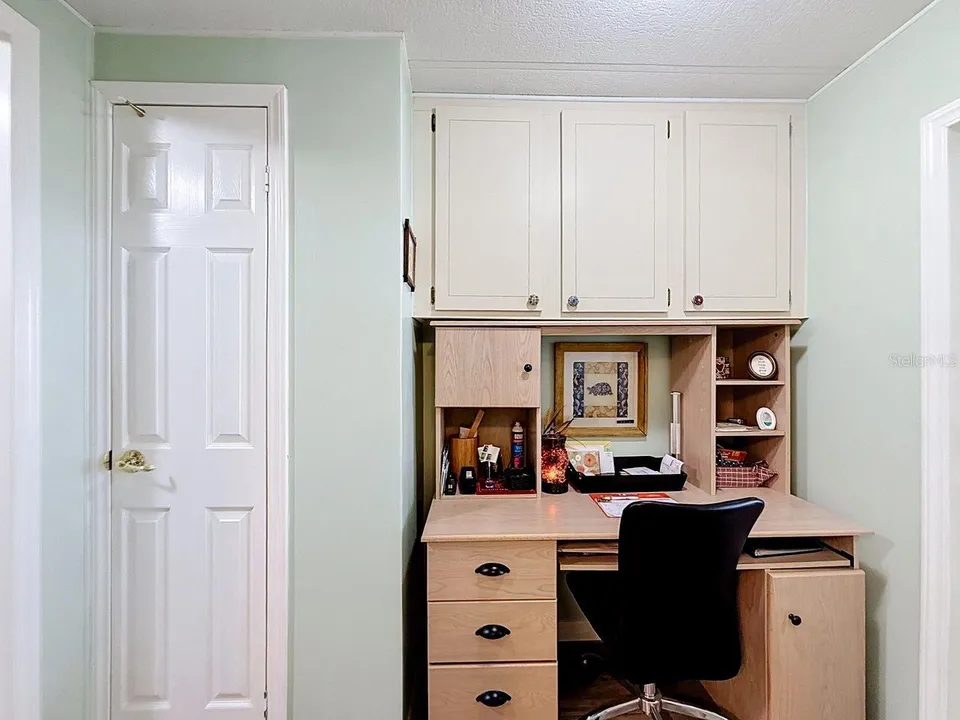 1561 APACHE CIR, photo 25