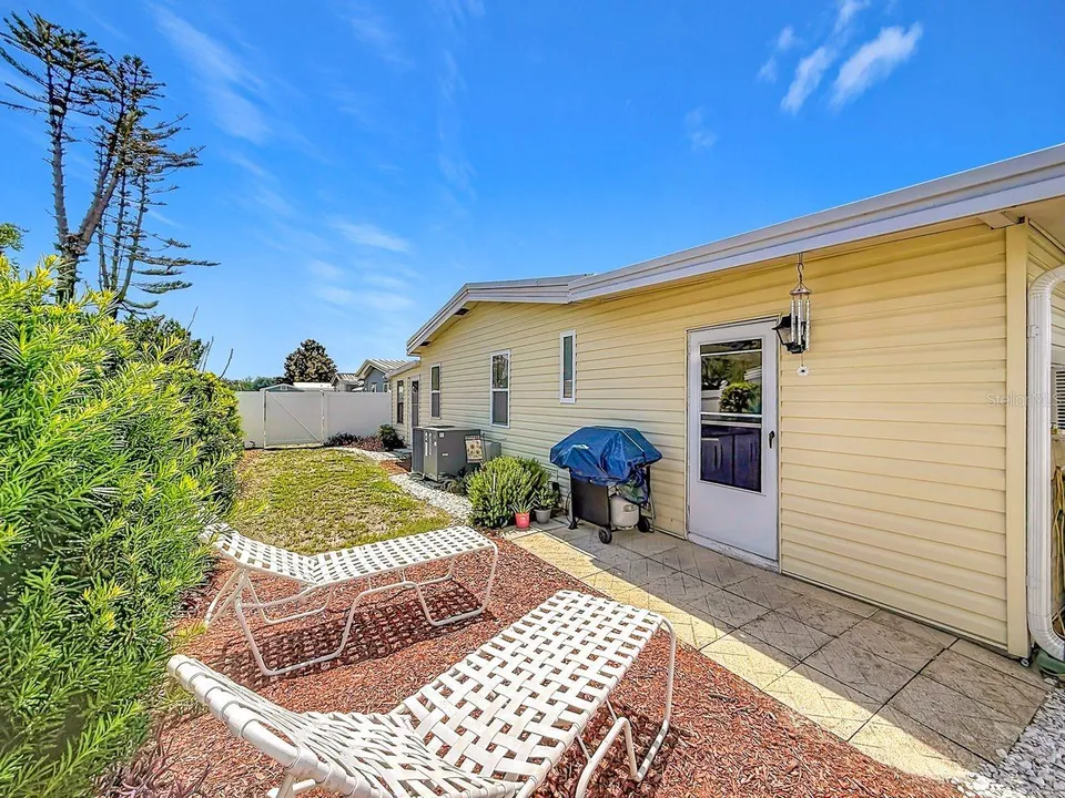 1561 APACHE CIR, photo 37