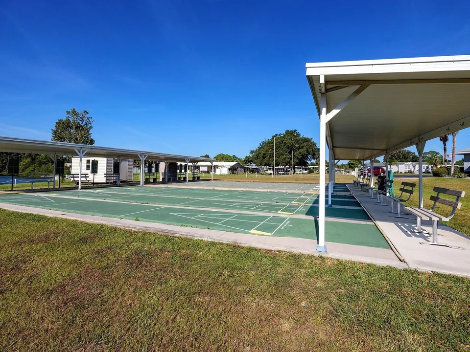 1561 APACHE CIR, photo 63