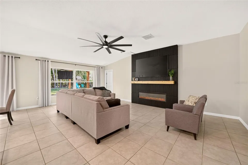 5684 SW 136TH AVE, photo 26