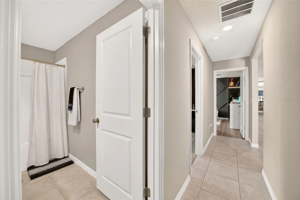 5684 SW 136TH AVE, photo 51