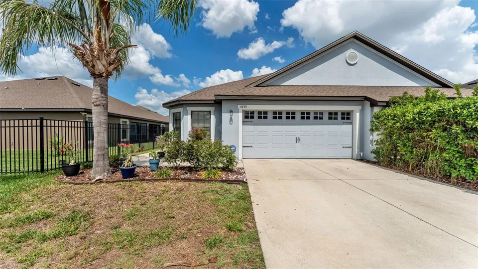 5739 LACAR WAY, photo 1