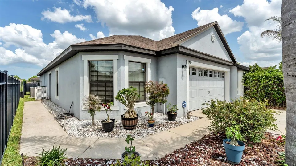 5739 LACAR WAY, photo 2