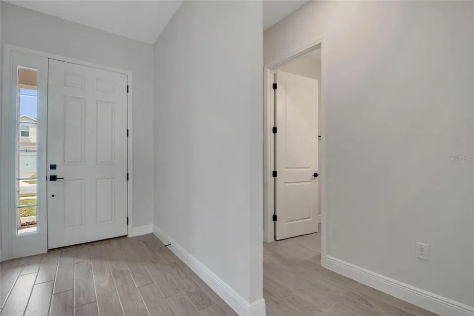 19062 BLUELEAF ST, photo 26