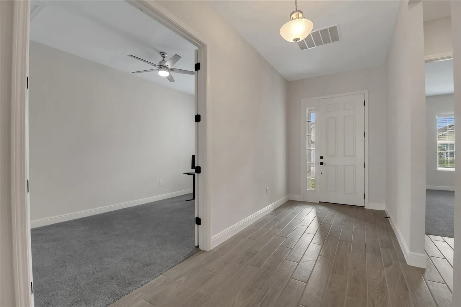 19062 BLUELEAF ST, photo 35