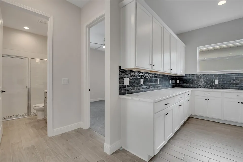 19062 BLUELEAF ST, photo 53