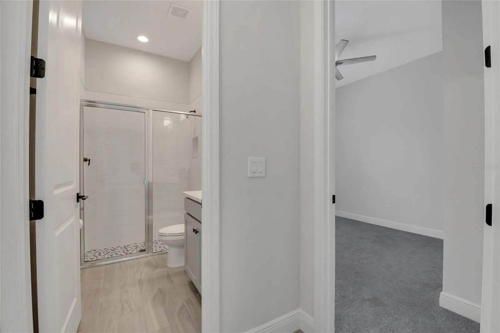 19062 BLUELEAF ST, photo 54