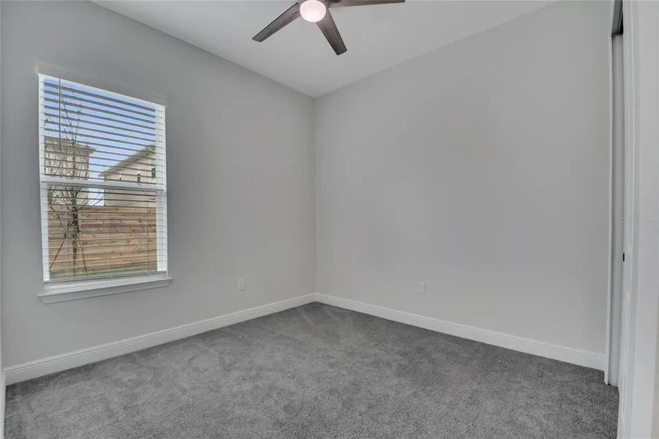 19062 BLUELEAF ST, photo 56