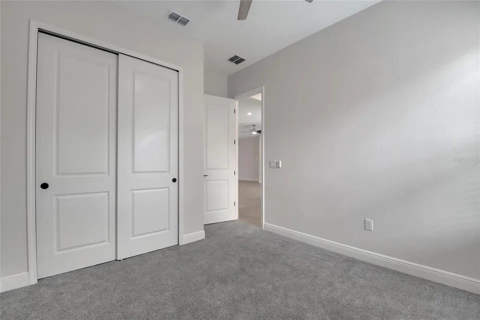 19062 BLUELEAF ST, photo 57