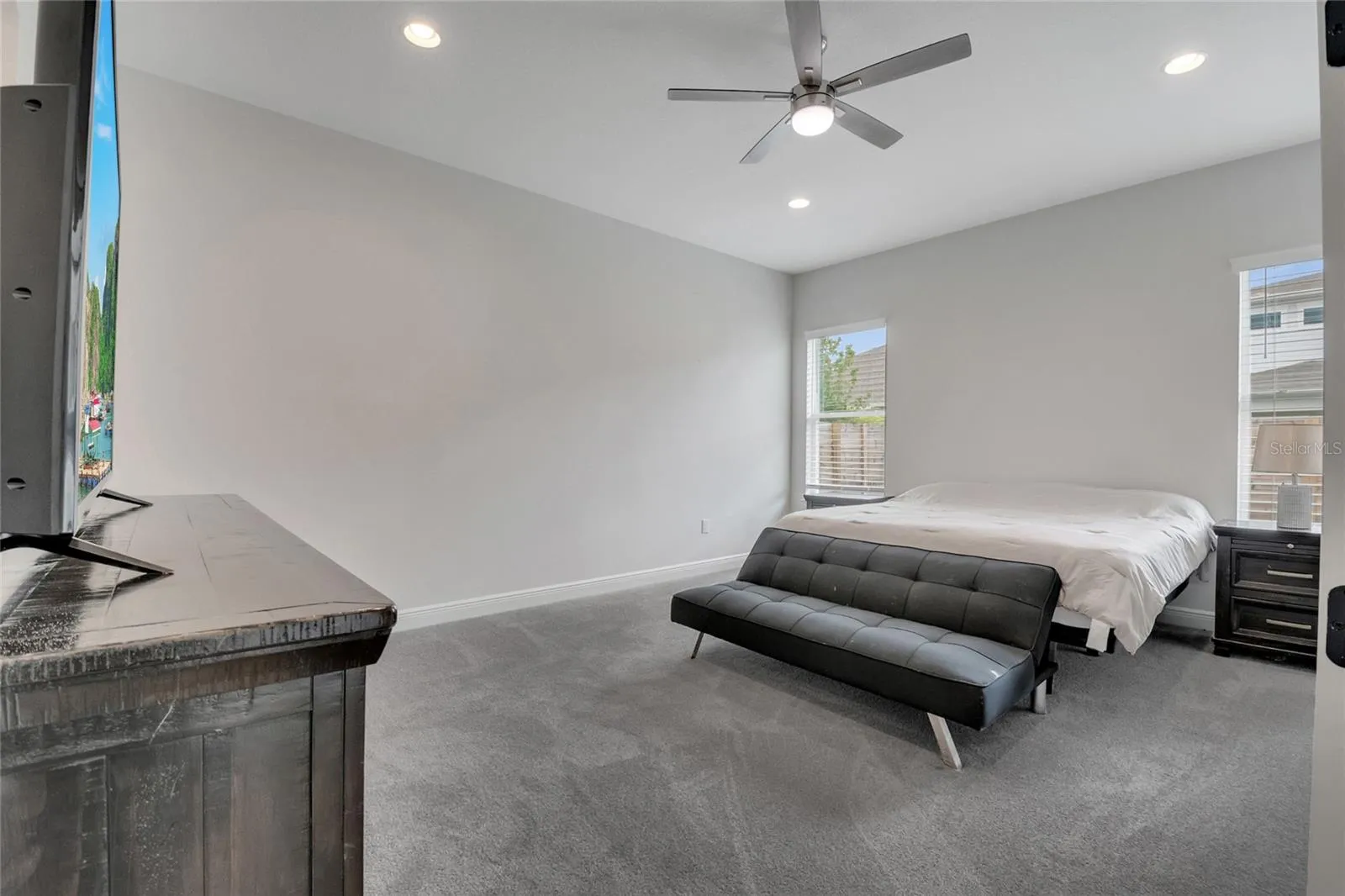 19062 BLUELEAF ST, photo 58