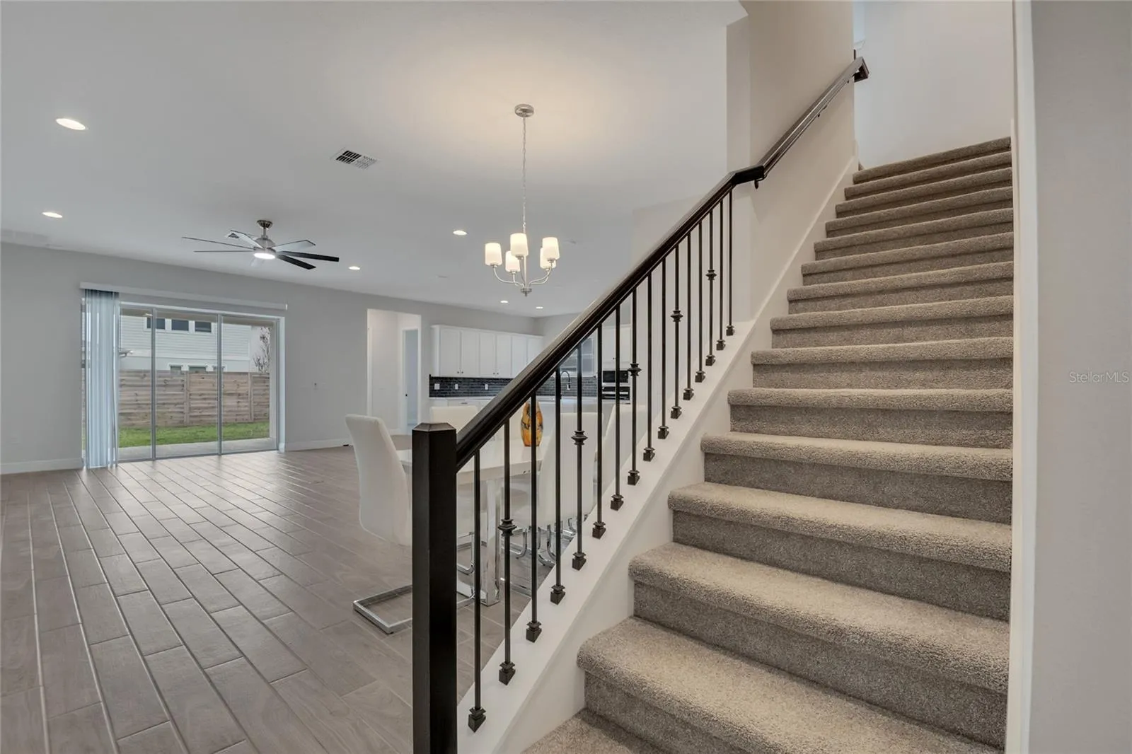 19062 BLUELEAF ST, photo 66