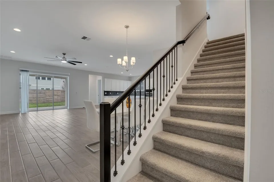19062 BLUELEAF ST, photo 66