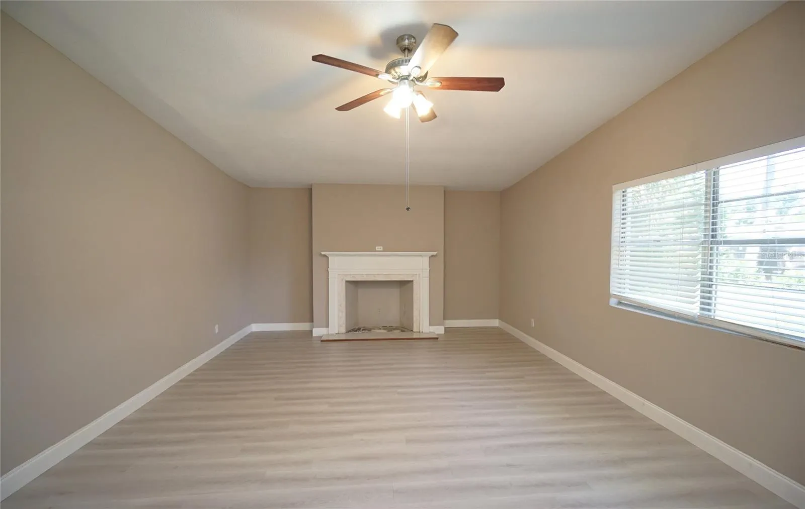 3519 W PRICE AVE, photo 8