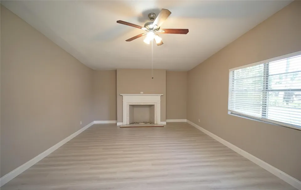 3519 W PRICE AVE, photo 8