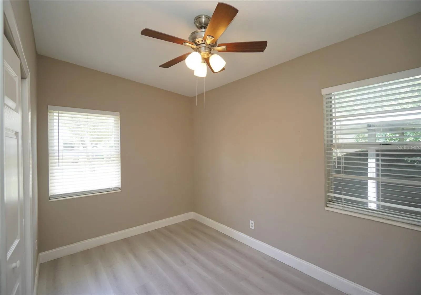 3519 W PRICE AVE, photo 22