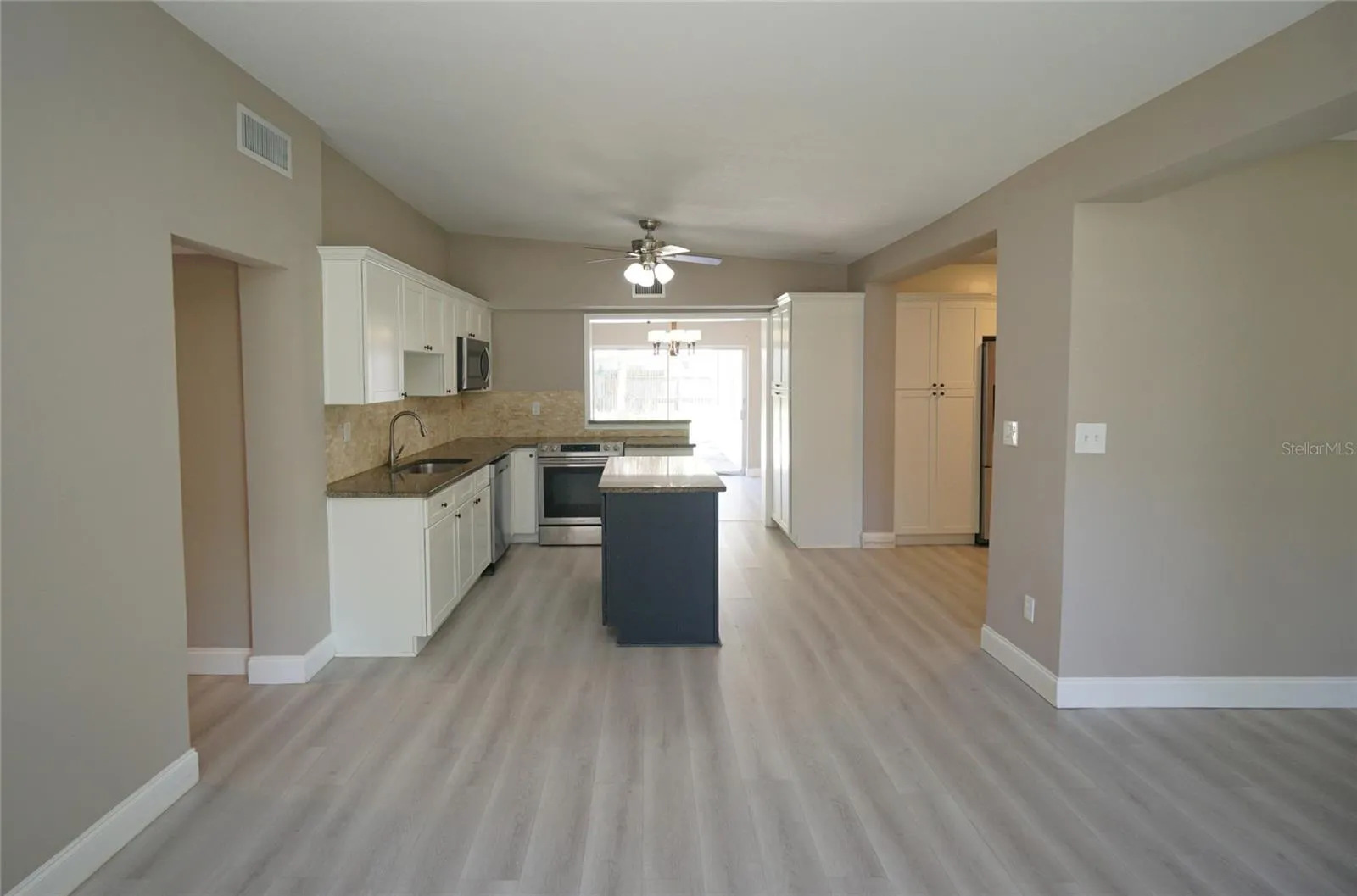 3519 W PRICE AVE, photo 12