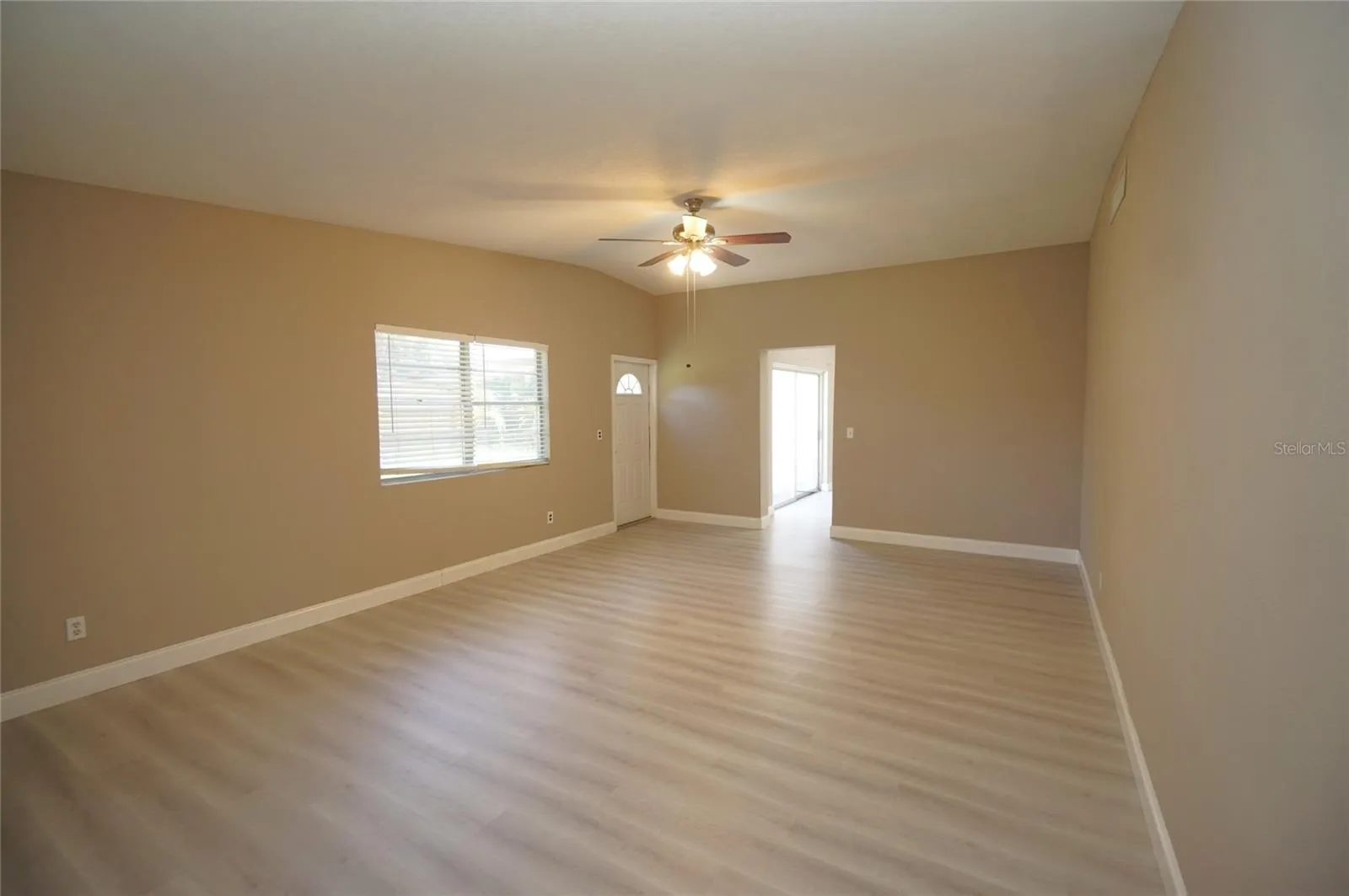 3519 W PRICE AVE, photo 24
