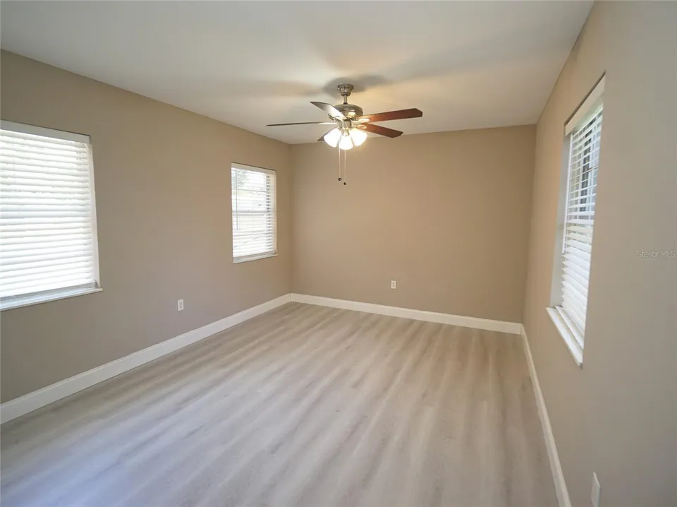 3519 W PRICE AVE, photo 27