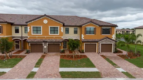 20450 LAGENTE CIR, VENICE, FL 34293