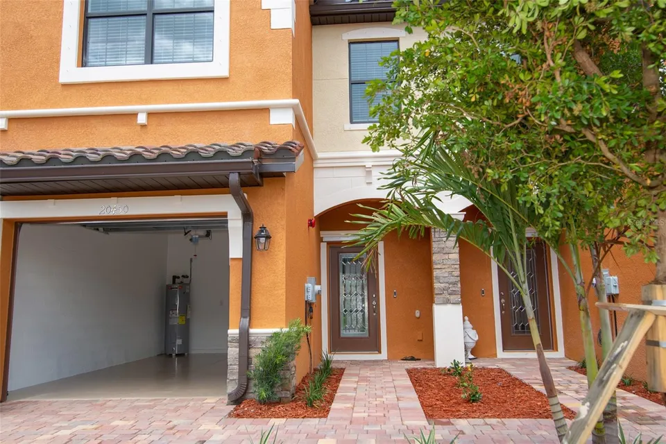 20450 LAGENTE CIR, photo 3